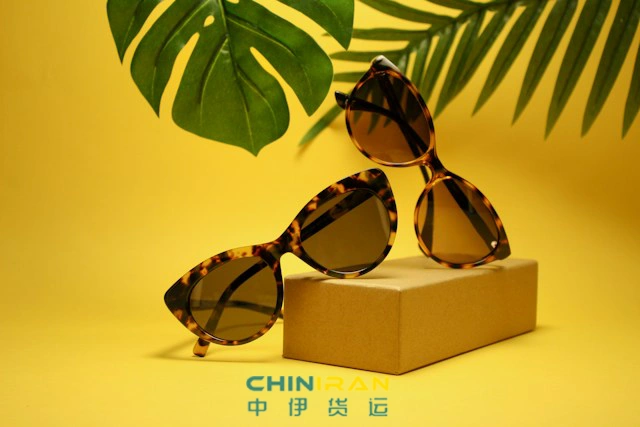 واردات عینک از چین